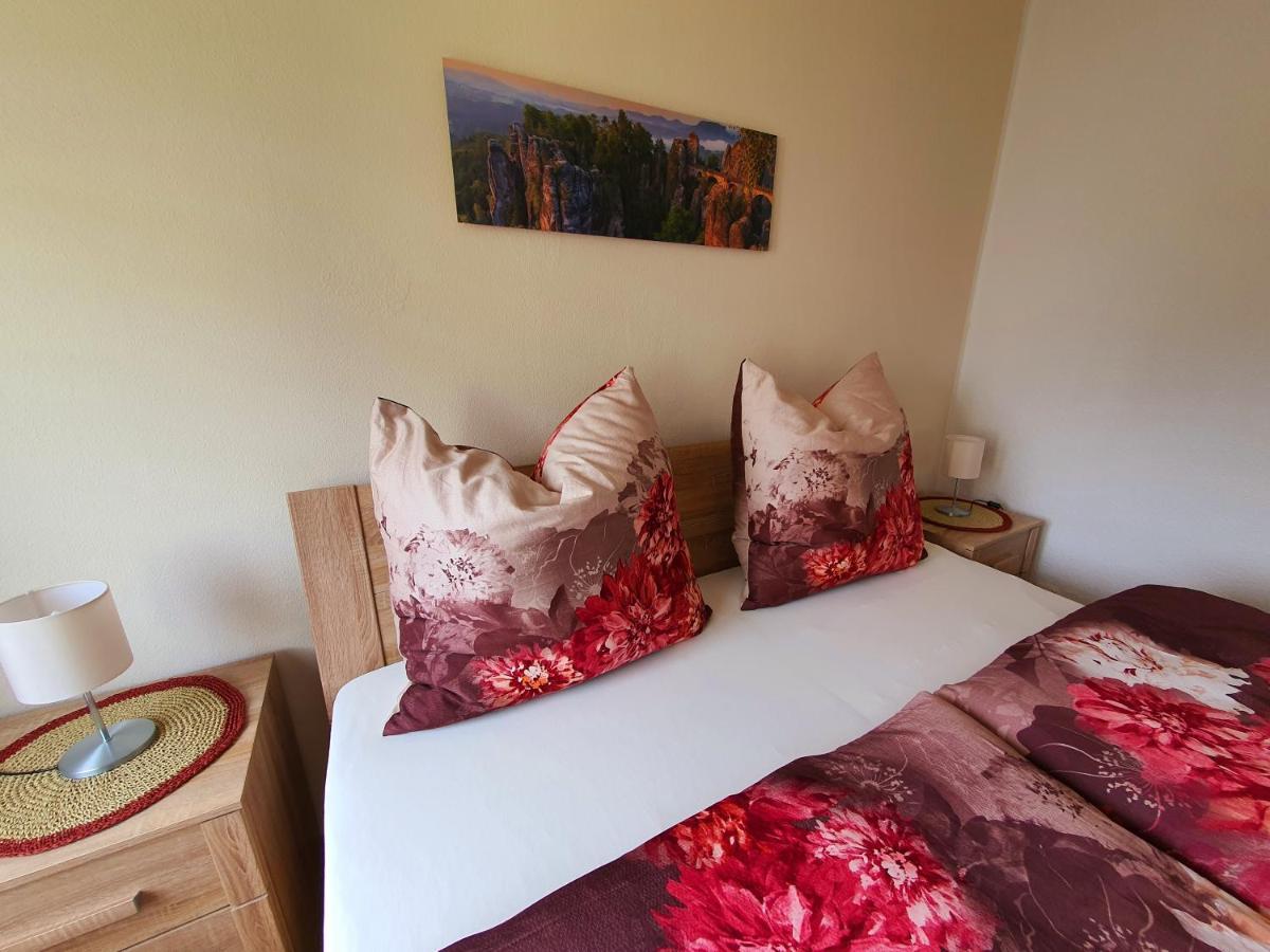 Ferienwohnung Reichenbrand Mit Stellplatz เคมนิตซ์ ภายนอก รูปภาพ